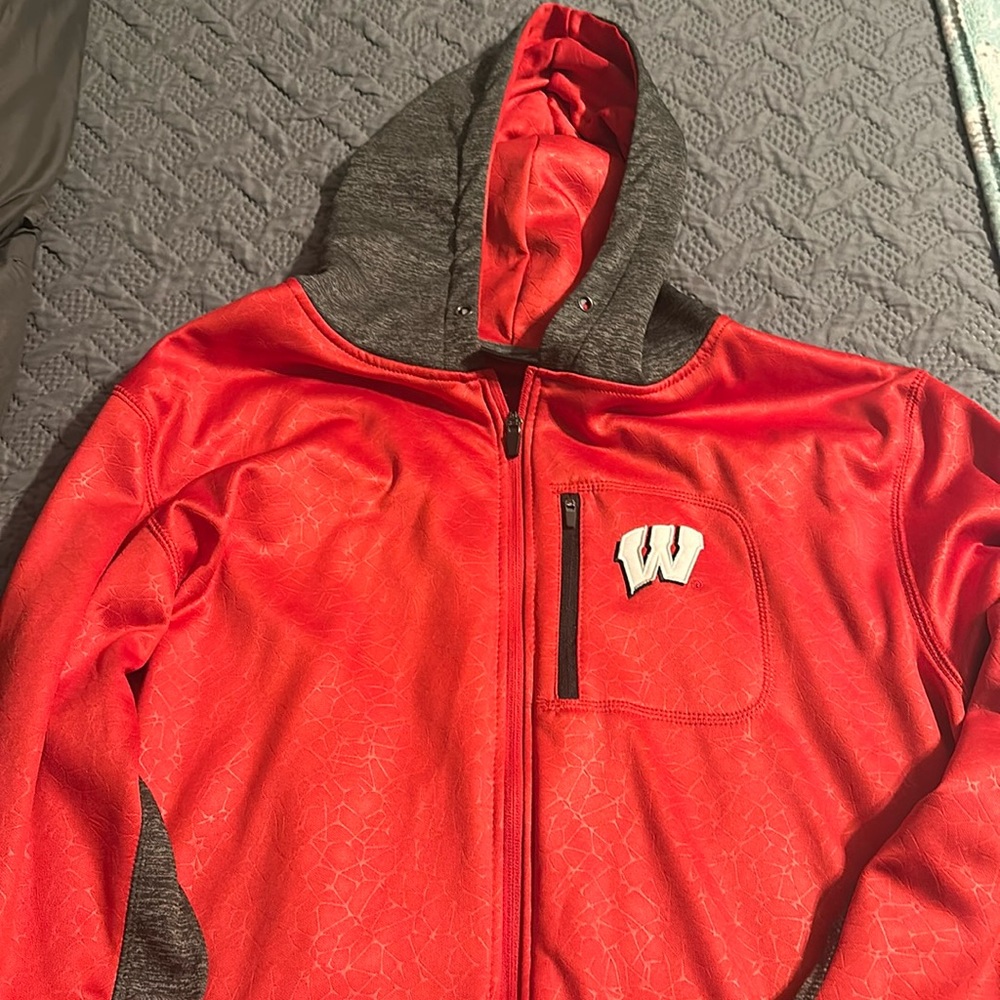 Men’s Wisconsin Zip up with hood